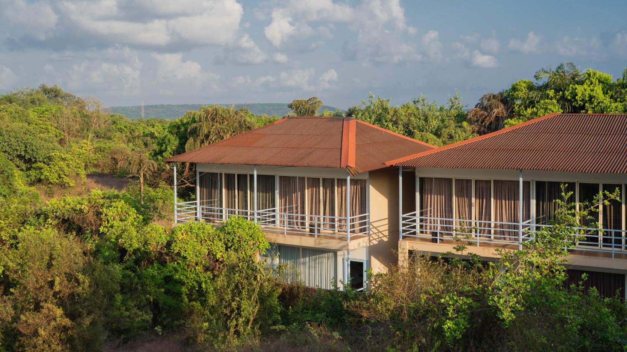 Perfectstayz Koko Maya 5 Mins Walk To Hotel Morjim